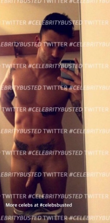 FamousUKMen1's tweet photo. The very handsome Jake Quickenden 🍆🔥 https://t.co/tuf8d6gZ94