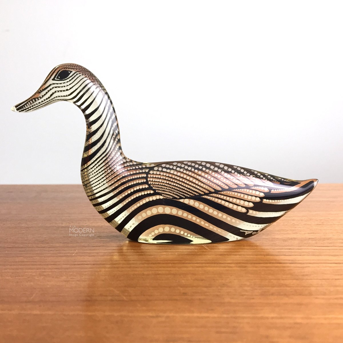 ALaModern's tweet photo. Abraham Palatnik lucite op-art duck figurine, just listed @ALaModern https://t.co/sSp9ttt6K8 https://t.co/PfUzDv5yos