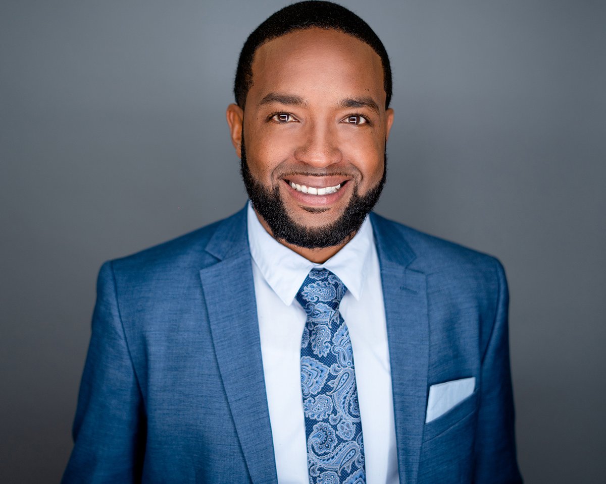 Congratulations to Lamar Johnson! He is <a href="/MDCPS/">Miami-Dade Schools</a>’ Assistant Principal of the Year! Through his unwavering support to students, Mr. Johnson helped @JesseJElem achieve a “B” school grade for the first time. #MDCPPOY @MDCPCentral @MiamiSup