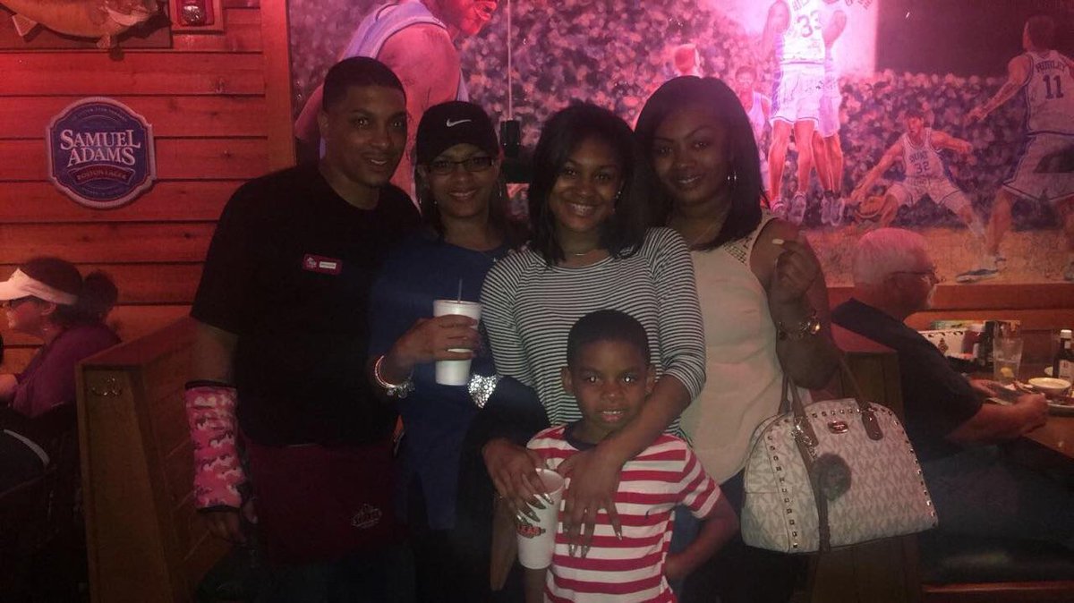 AngelaNunn13's tweet photo. @B2bMentorGroup #B2bKings
"Caring for Kings"  I am Aiden and these are some of the people that love me. https://t.co/HZtXKlyas3