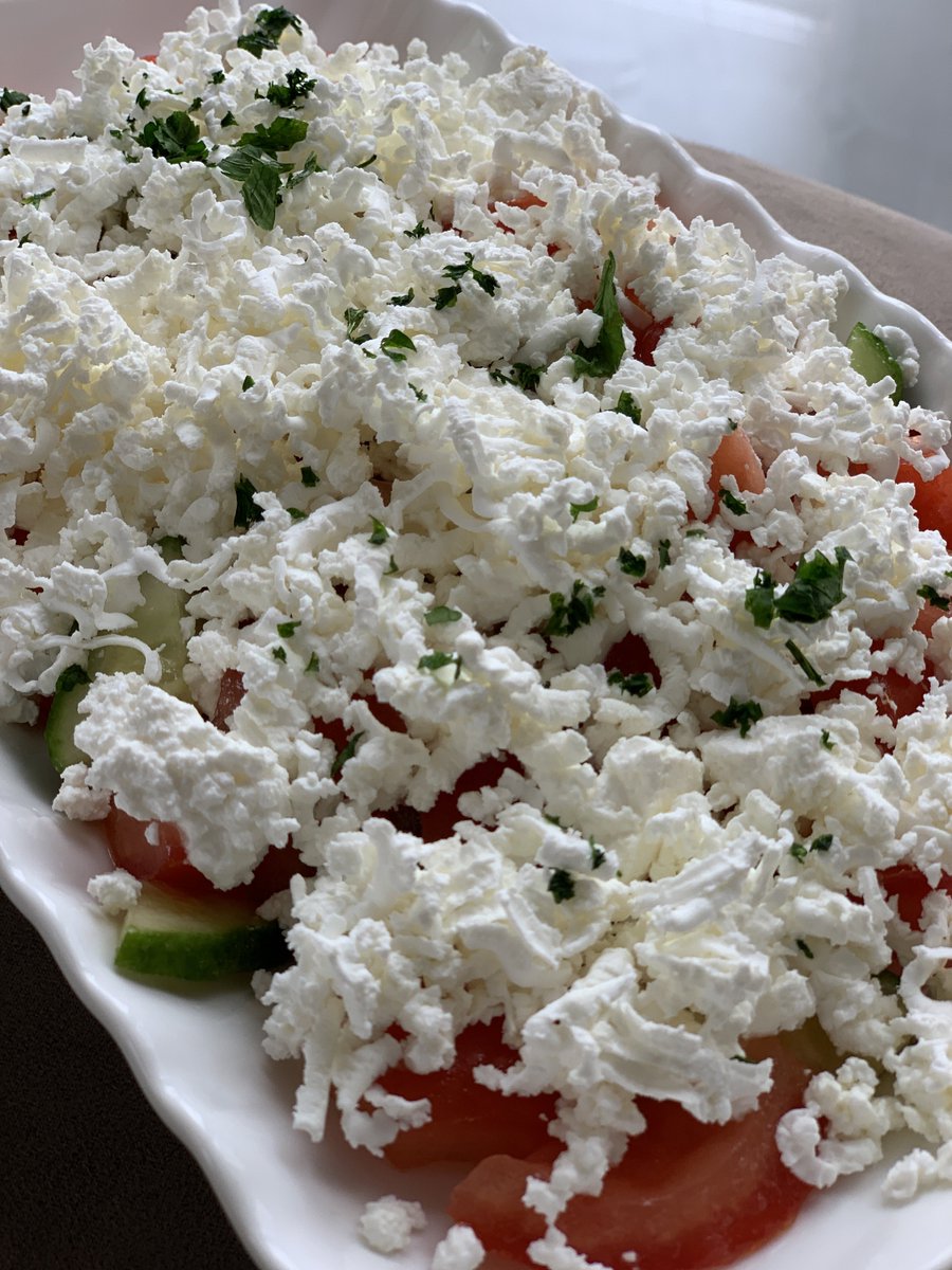 cooking_kathy's tweet photo. #shopska #salad
#tomatoes #Cucumber #fetacheese
#coronacooking #QuarantineLife #cookinginquarantine #cooking #summer https://t.co/bid1zyqUAT