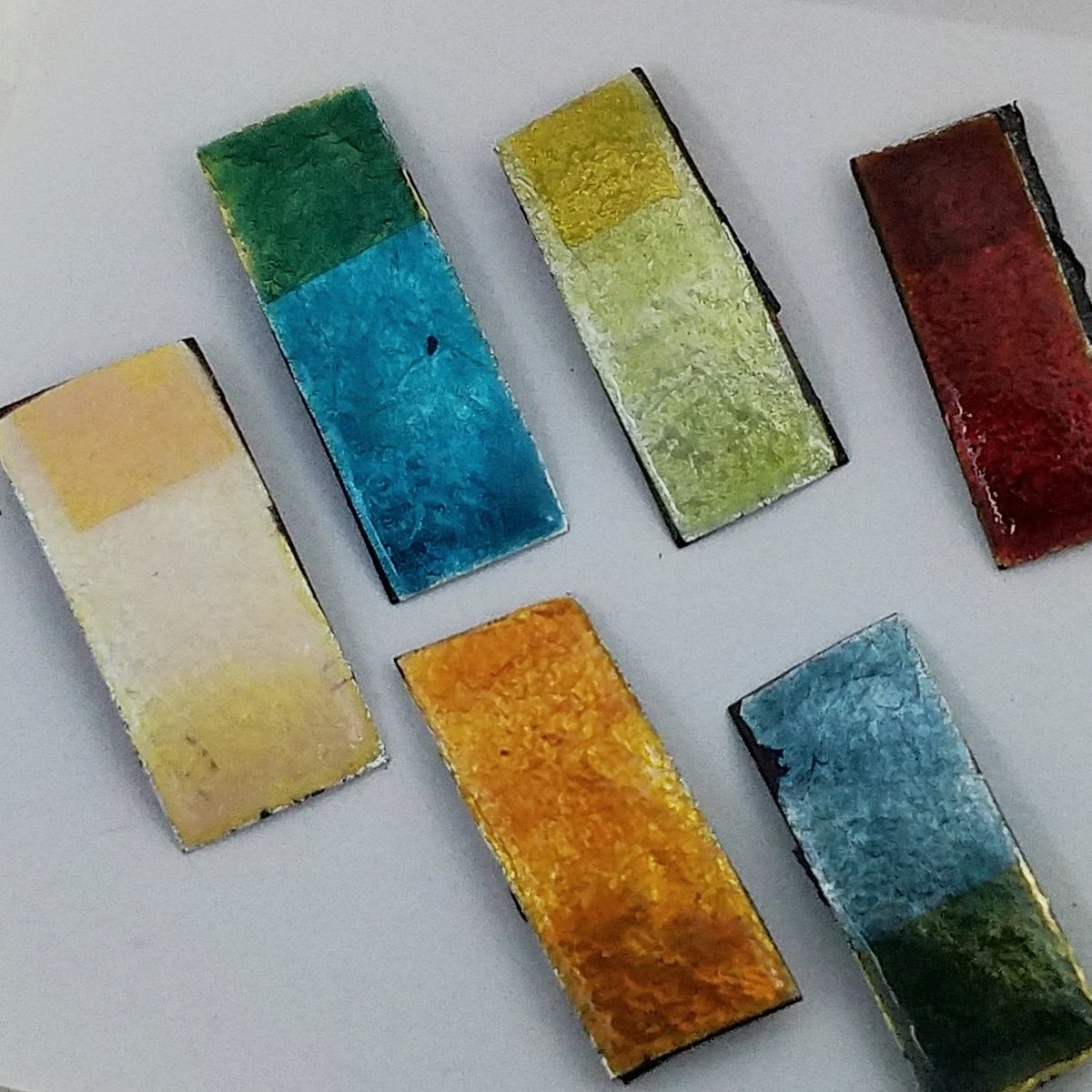 minerockstudio's tweet photo. Some pretty colors from yesterday's testing...did not crack the secret of the opalescent red or yellow ... But some more ideas to try today! https://t.co/zd0ZhVjCg7
