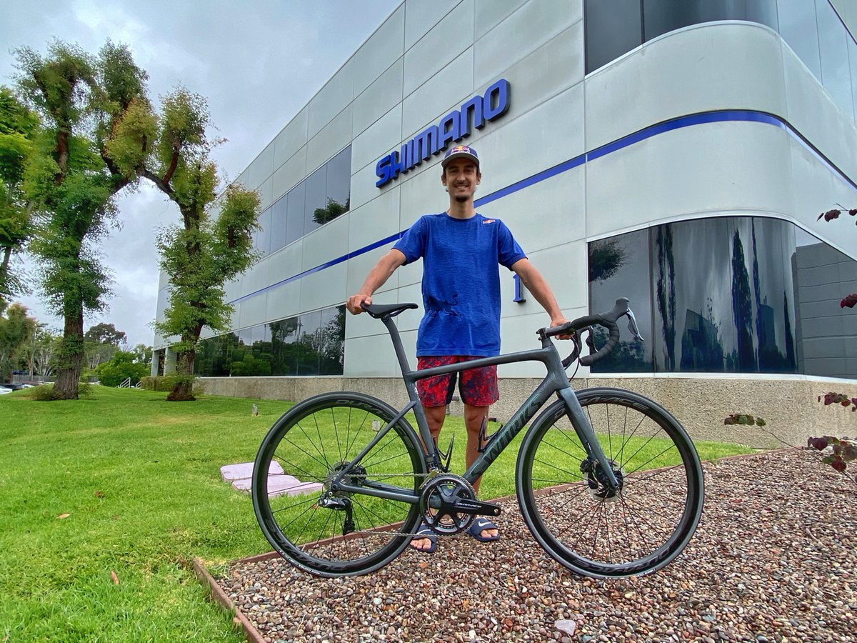 It's new bike day for @MarvinMusquin25! Marvin is one of our Shimano Moto athletes that relies on cycling as a part of his training regimen. #RideShimano