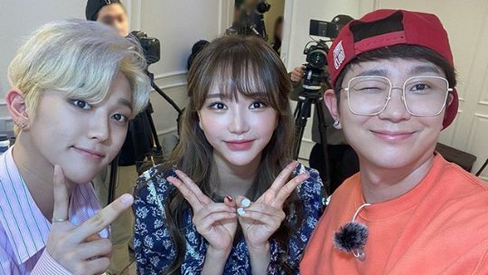 official_areum's tweet photo. 🖤오늘 왈가닥 뷰티 하는날🖤
요즘 킹덤에서 완전멋진 골든차일드 주찬님 메컵해드렸어용!!!!
오늘 밤 11시 sbs funE채널 많이 시청부탁드려요✨✨ #sbs https://t.co/G0dy9nDXRo