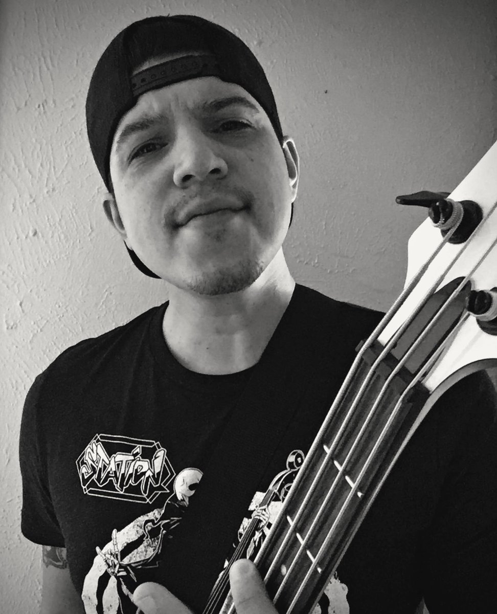 @truethegray tweet media