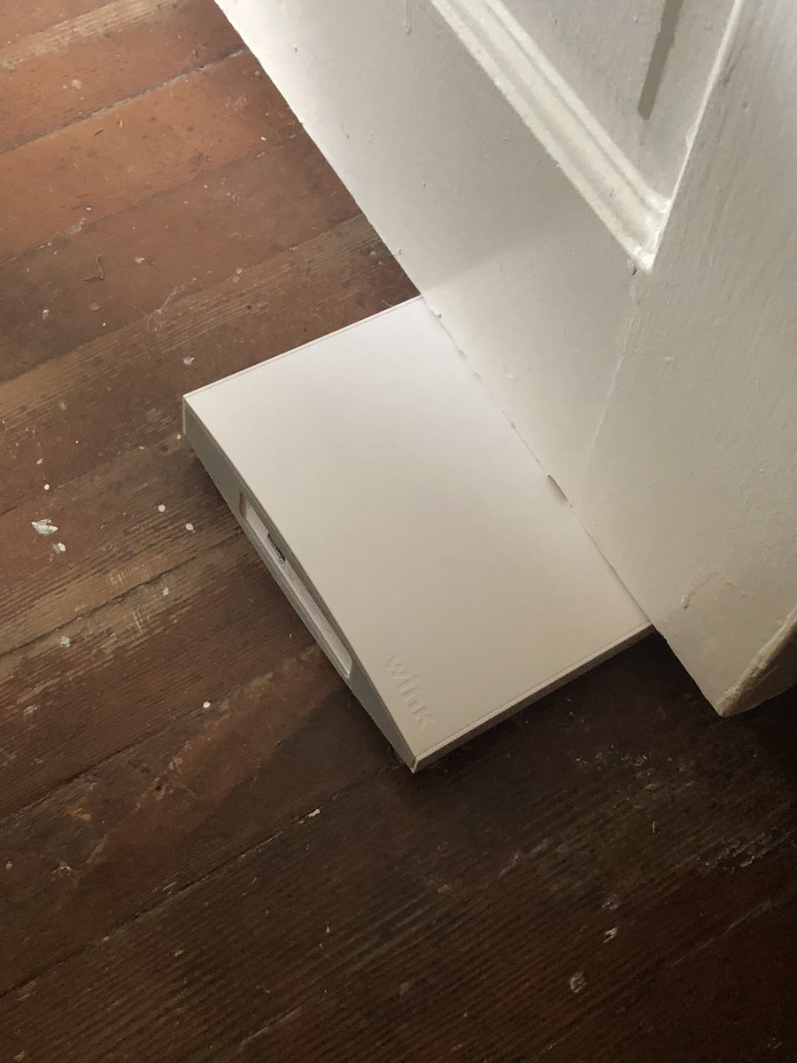 jazzyphoto's tweet photo. Found a use for my @TheWinkApp hub. @WinkSupport #winkhub #doorstop #deadtechnology https://t.co/bUdeCoNAY6