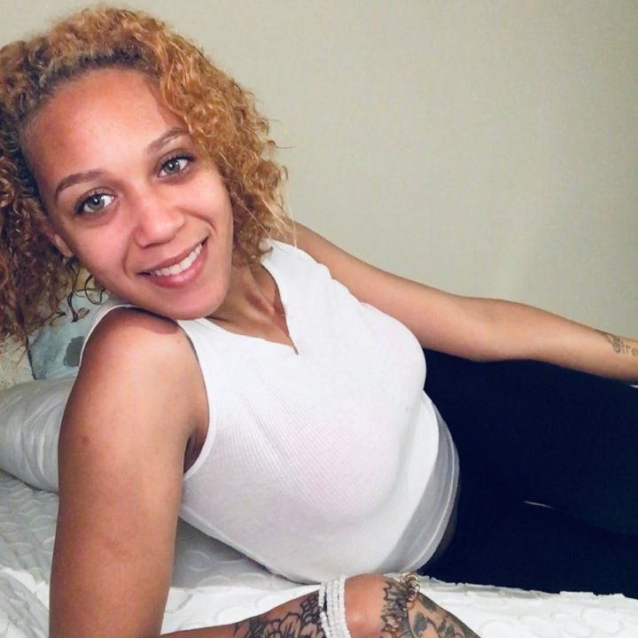 KennedyNicole's tweet photo. Come hangout with me on #BIGOLIVE https://t.co/9PckeHrnPu https://t.co/IhBcL5NeIp