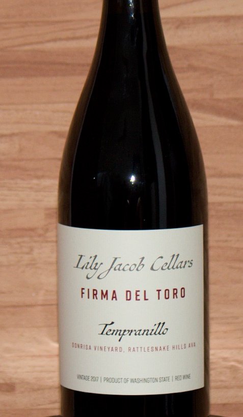 Happy Monday, wine lovers! I don't know about you, but I sure am looking forward to 5 o'clock so I can enjoy some of our Tempranillo...  #winelover #wawine #tempranillo #drinklocal