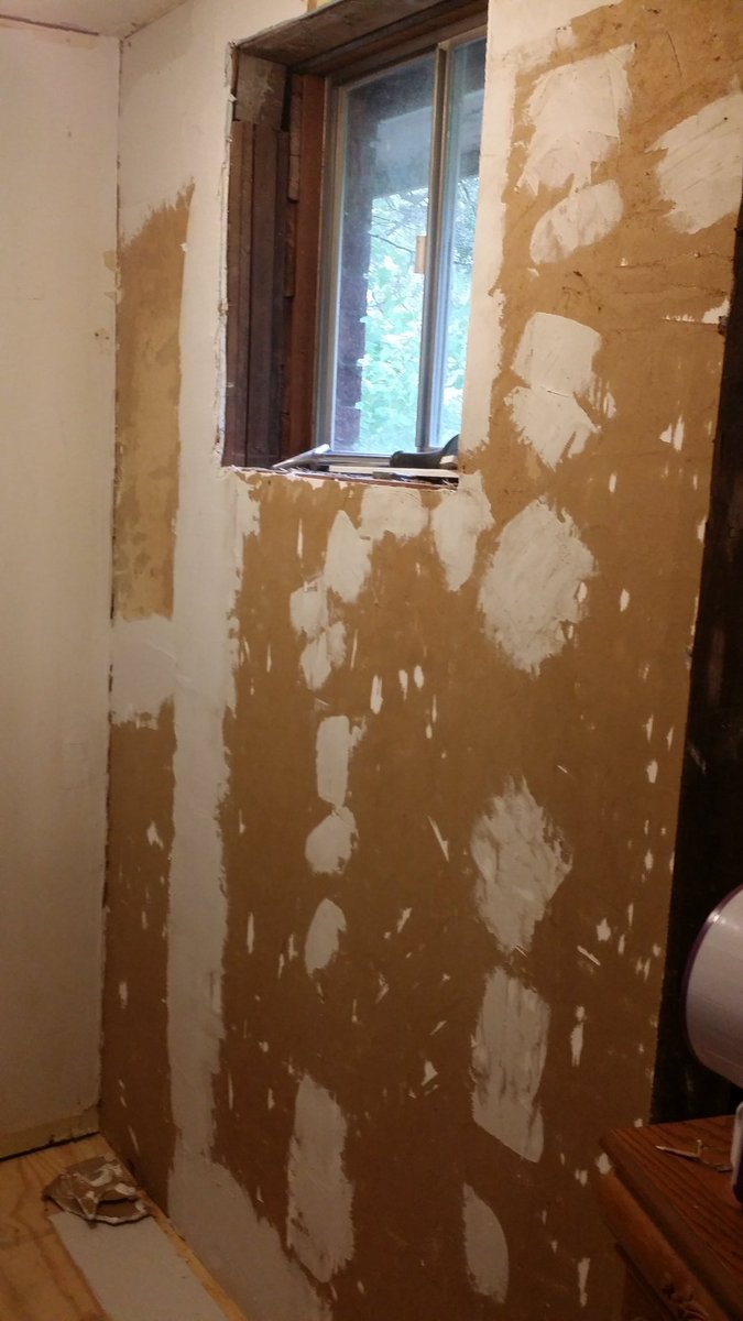 Today's work involved removing the paint from a wall--not adhered, too many improperly taped joints, too many holes to repair.First layer of mud is in place and over the next several days will be floated out smooth.