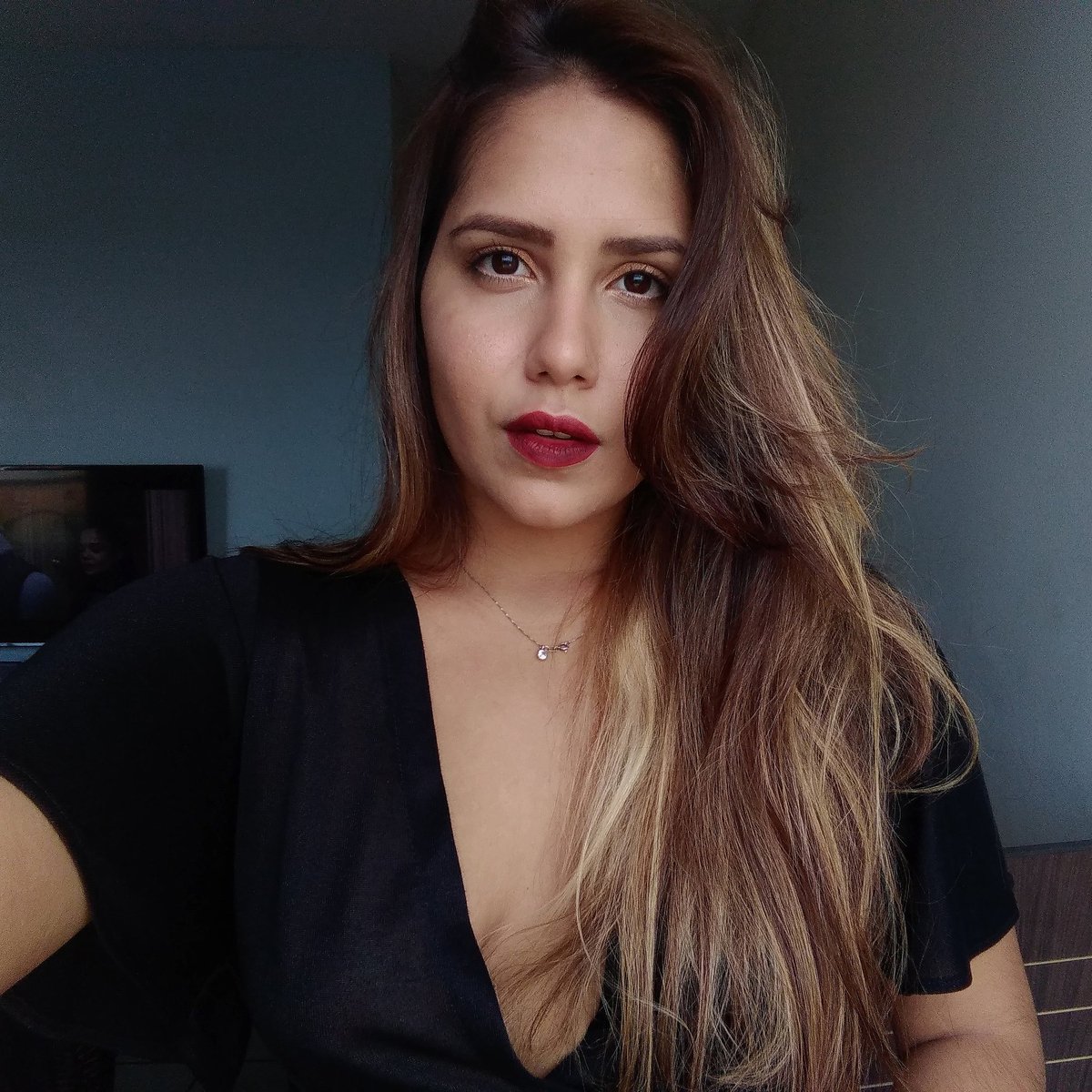 garota dos direitos humanos tweet media