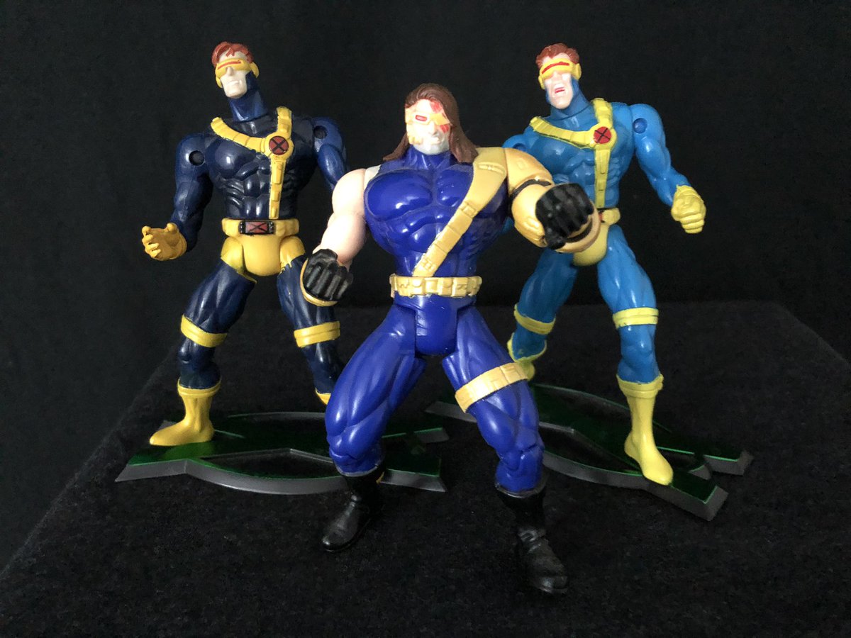 RealNicel1's tweet photo. Cyclops, Cyclops, and Cyclops. The 2nd one that lights up I have floating around somewhere. AoA is my fave of the 3. The good ol days. @xmendirector @xmentas @BurdgeJeremy @FleshFire @ronniehowlett3 #xmen #marvel #marvelvscapcom #AOA #madeinthe90s #cyke #summers #slim https://t.co/WcPCL3vqmO