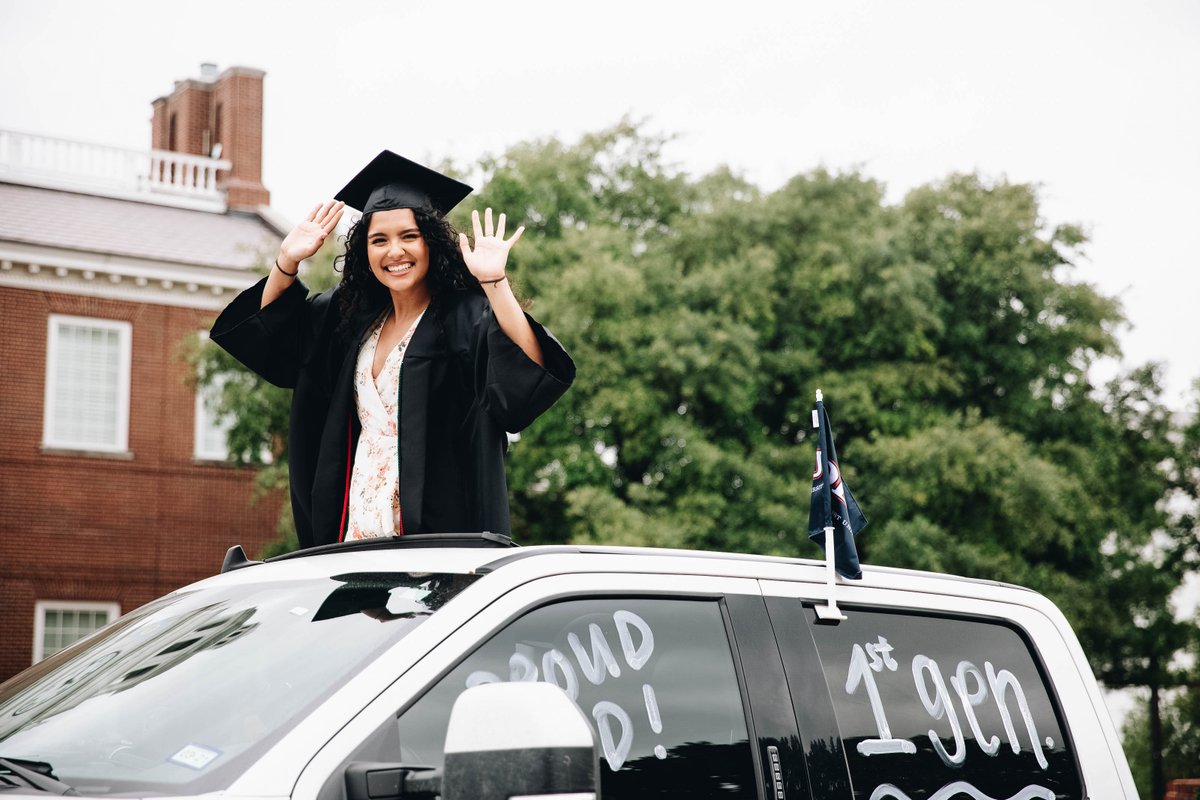 DBUPatriots's tweet photo. Parade pics are in! 🎉 #DBUGrad Check out DBU Alumni on Facebook for the full album: https://t.co/2YnXGhMiHN https://t.co/IUAtWJ4dgY