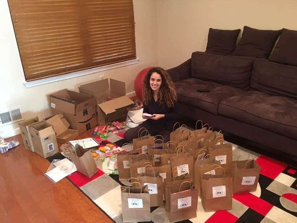 EWEAtweets's tweet photo. EWEA members were actively filling bags with fun and necessary stuff for our students!
500 bags to be exact!
This is part of an NJEA FAST grant. 
The bags will be available to ALL students at GNR AND EMK during food pick-up times. 
We are also making bags for RISE summer camp! https://t.co/zWEFna4SkR