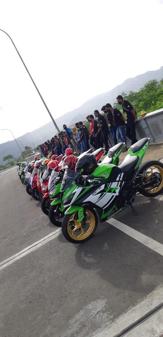 KncPacitan's tweet photo. Link youtube KNC pacitan
Like dan subscribe.
========================
https://t.co/i9hYSuUmej
======================== 
BAKSOS 1000 MASKER =======================
@official_knc_indonesia
@knc_regionjatim
@knc_pacitan
#kncindonesia
#hiduplahindonesiaraya
#kncjatim
#kncpacitan https://t.co/kd85WLU2qy