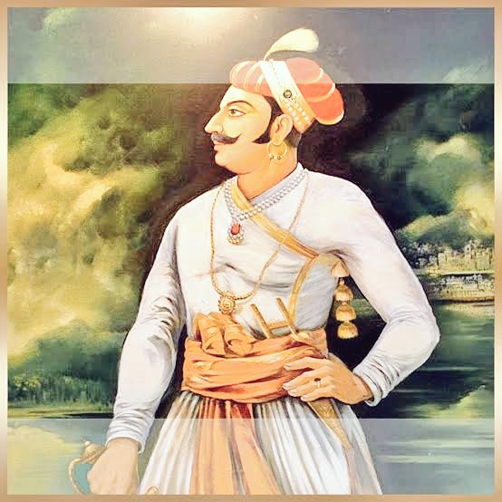 ChouhanShivraj's tweet photo. भारतभूमि के गौरव की रक्षा के लिए मुहम्मद ग़ोरी जैसे आतताई को बार-बार युद्ध में पराजित करने वाले महान योद्धा #पृथ्वीराज_चौहान की जयंती पर कोटिश: नमन! 'धर्म ही ऐसा मित्र है,जो मरणोत्तर भी साथ चलता है' के मंत्र पर अंतिम सांस तक आचरण करने वाले अपने वीर सपूत पर देश को सदैव गर्व रहेगा। https://t.co/os8egz5ejU