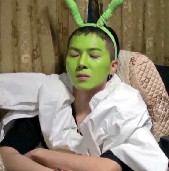 GD88YG66's tweet photo. ตอนน้องมิของชั้นโดนด่าจมดินทุกคนพร้อมที่จะเชื่อว่าน้องผิดใครออกมาพูดออกมาปกป้องหาว่าโง่เข้าข้างคนผิด น้ำตาตกในแล้วแม่ น่ารักขาดนี้พวกแกทำร้ายน้องมิได้ยังใง
#dispath
#DISPATCHAPOLOGIZE https://t.co/NBpmJu1FNI