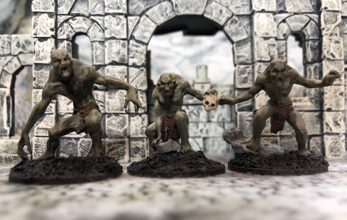 brentsminis's tweet photo. More #Frostgrave #ThawoftheLichLord Bestiary models. Ghoul King, Ghouls, and a Zombie Troll! https://t.co/VSpgyCGPCN