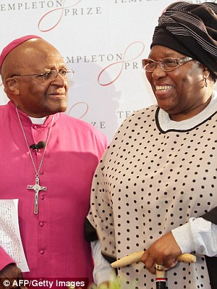 SAfmRadio's tweet photo. #TheDailyUpdate Archbishop Emeritus Desmond Tutu has joined 87 other Nobel Peace Laureates and world leaders to call on governments around the world to prioritise children in their response to the COVID-19 pandemic – or risk losing an entire generation #SAfmSoundAwake @maratoaka https://t.co/yB1Qp8qpMD