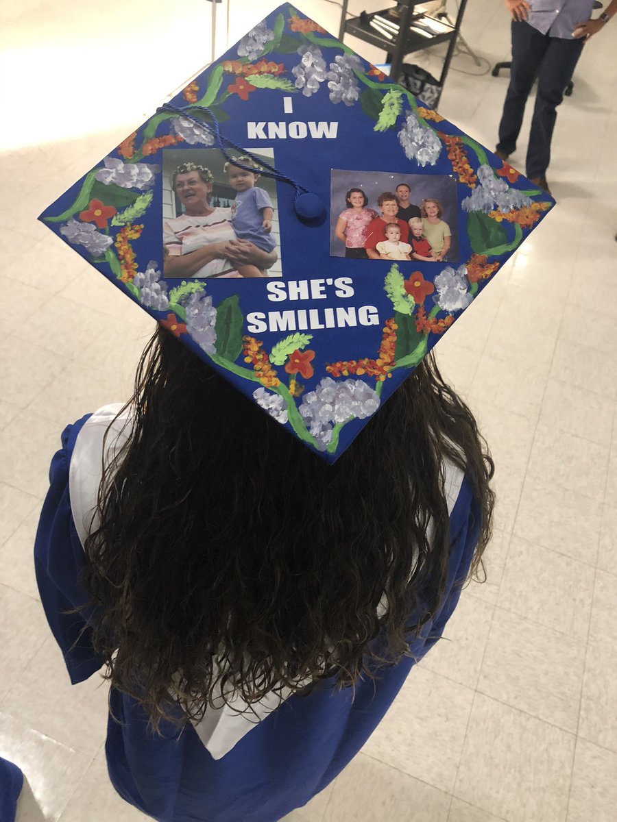chris_cullom's tweet photo. LHS Individual Graduation Ceremonies: 

Day One Takeaway-

Although students and their families missed out on the mass celebrations of old, the intimate moments and personal attention were great 

Also- our students constantly remind me of their resilience and talents!

#proudAP https://t.co/6mphoWzpcZ