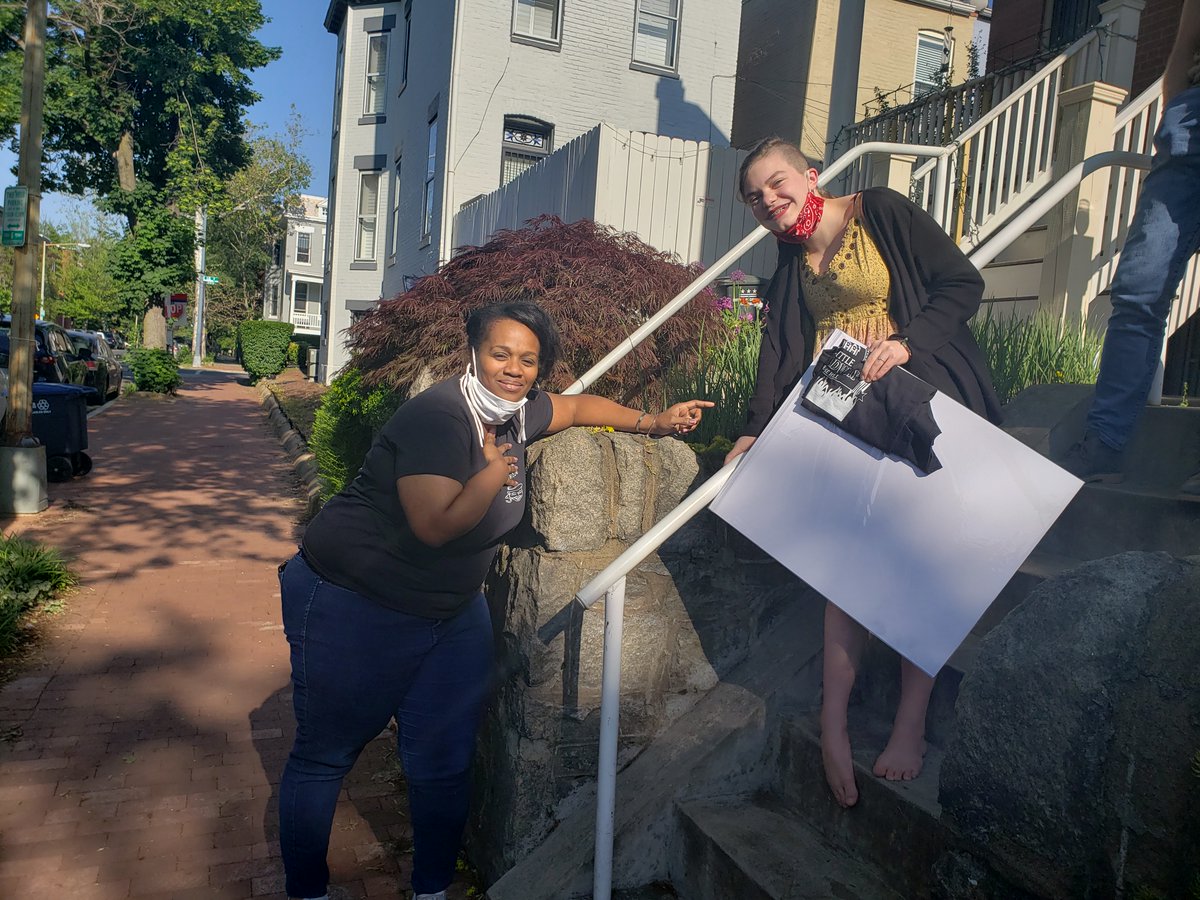 shmsdramaplayer's tweet photo. SHMS DramaPlayers...the Farewell tour! You may recognize some of these superstars from previous plays.... "Beauty and the Beast", "Shrek", and "Frozen" ...help us give them one last round of applause as they transition to high school. #talentedcrew https://t.co/1ElpZnJZod