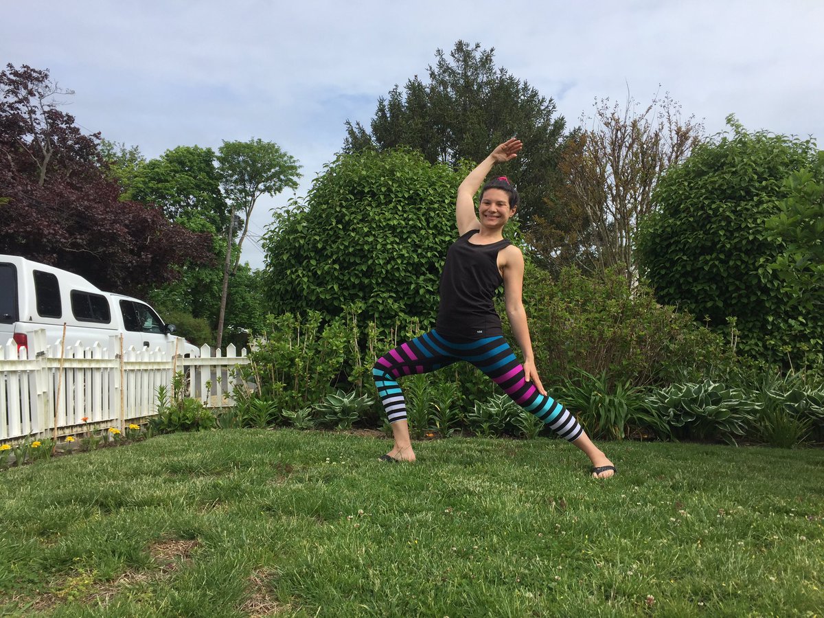amyzambranoyoga's tweet photo. You can use these moves all week long for a SELf Care Brain Break!! 🙌🏼Warrior Two, Peaceful Warrior &amp; Flying Warrior are ways to feel your strength and power!! 💪🏼Be a Warrior not a Worrier!! 💚#MondayMotivation #GetMovingMonday #SEL #GregorySpecialEducationWeek2020 #selfcare https://t.co/kwx2sQr6eu