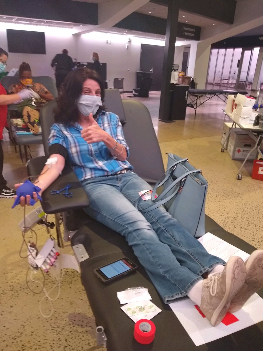 AG_Wright's tweet photo. Ms. Dz and Ms. Eufemia donating a pint or two of blood to support our community!! Great job ladies!! #agwrocks https://t.co/VoDvXpuQsd