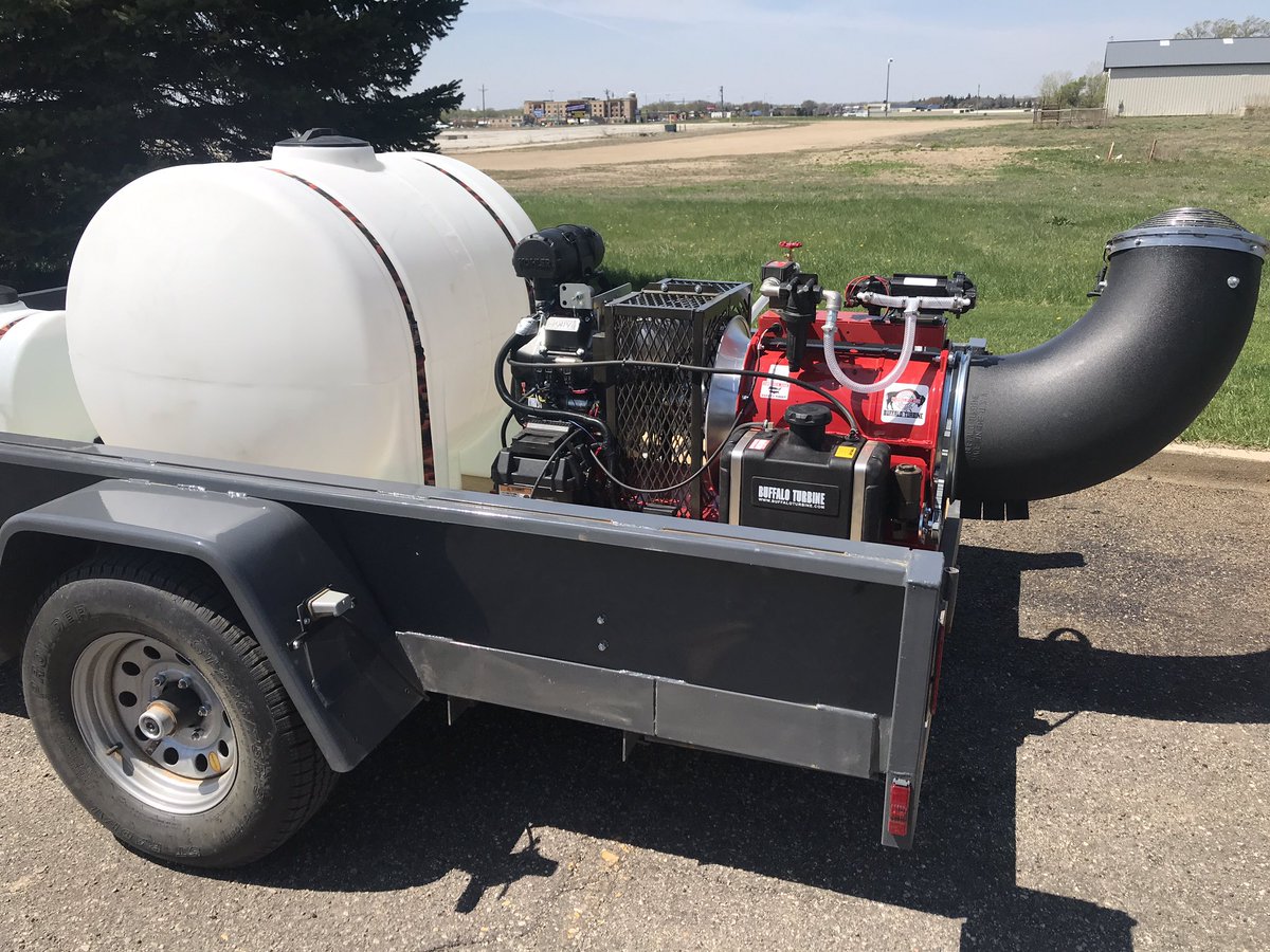 dakotaturf's tweet photo. Thank you to the pest control company for the purchase. We went Custom Turf on this. 5200 lb axle trailer, 225 gallon tank with a 35 gallon clean water flush tank. This unit will fulfill his contracts for disinfecting areas and also has the ability to target insects as well. #EFI https://t.co/8apGaUfDk3