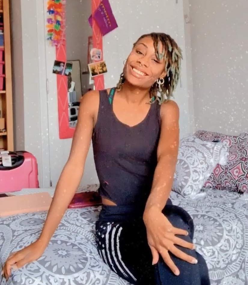 amara_inspired1's tweet image. The person | The personality
#itwasntevenhalloween #commonoccurrence #popprincess