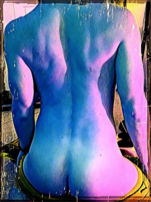 Here is some #artisticnudity to legitimize my #hub. Please be kind. I&rsquo;m still a human being. https://t<a href="/tag/artisticnudity"class="tags">#artisticnudity</a><a href="/tag/hub"class="tags"><span>#hub</span></a>