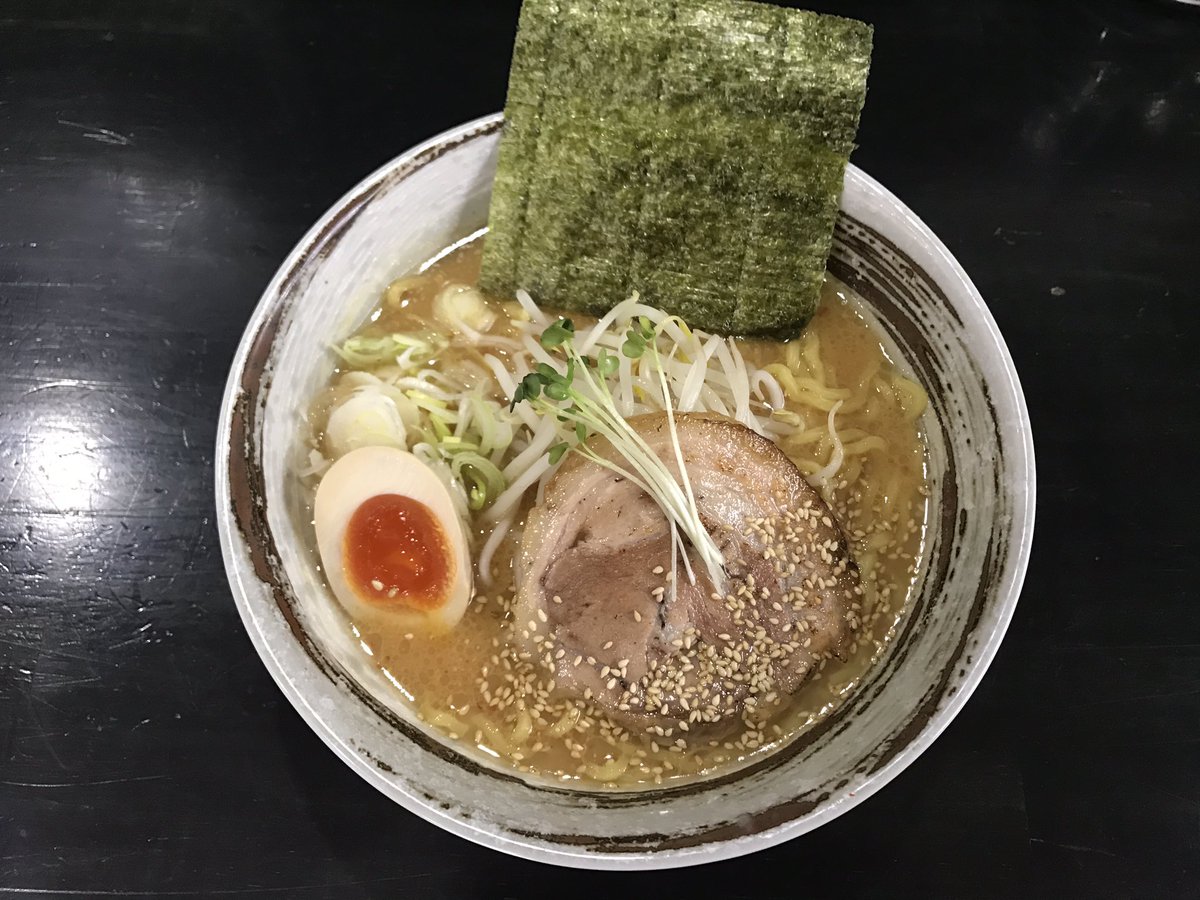 1978Seya's tweet photo. おはようございます😃

今週は天気が崩れるみたいですね( ・_ゝ・)
暑かったり寒かったり体調崩しやすいですが気をつけて日々過ごしましょう💪

本日も元気に営業しておりますのでよろしくお願いします(´･ω･`) https://t.co/LU5LgbSixJ