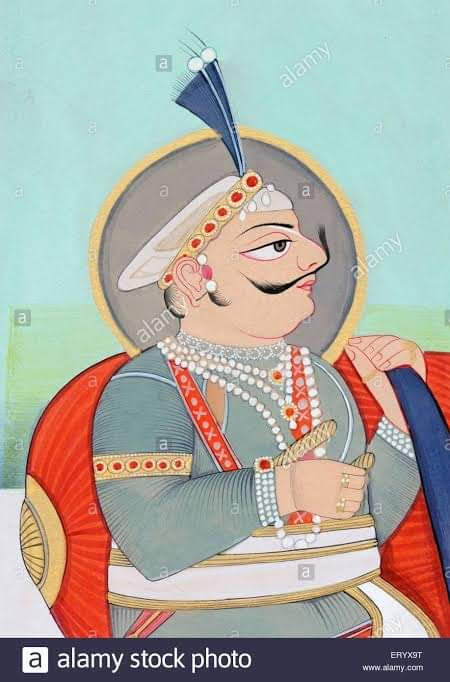 रणभूमि में युद्ध लड़ा न डरता था अंजाम को,
निज शोणित से सींच दिया था पूरे हिंदुस्तान को,
एक बाण से मार दिया था अफगानी सुल्तान को,
नमन करो राजपूत सम्राट उस पृथ्वीराज चौहान को ।

जय भवानी जय पिथौरा ।।
#rajputsamratprithvirajchauhan