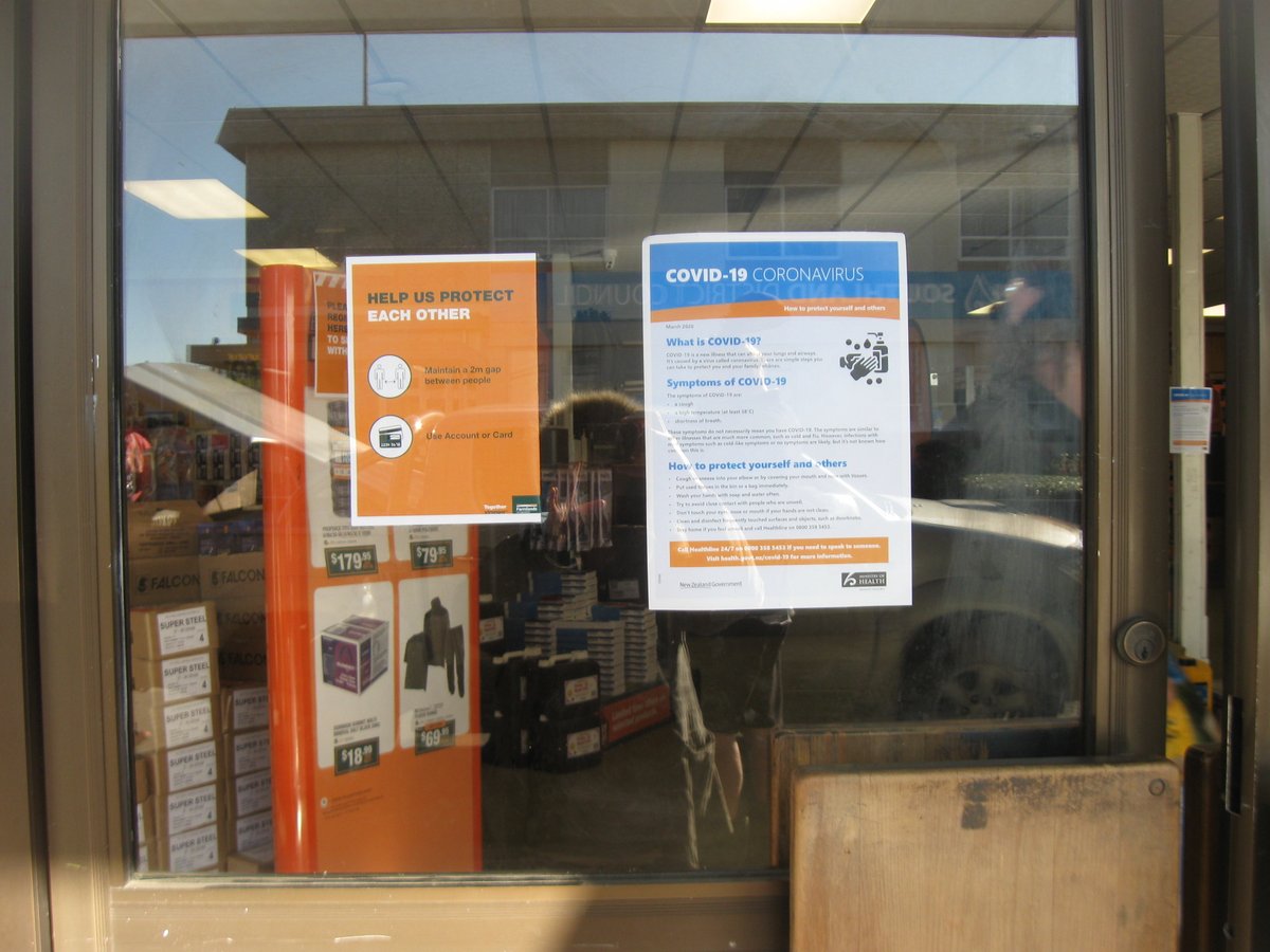 More Main St, Otautau photodocumentary, pre & post covid business: Occupied originally by several firms; 1. Southland Farmer's Co-op from 1905 (CC 0); Matheson's 2nd Store; sold to Walker & Mills; 2. Southland Farmer Co-op again 1984 ©; then CRT; now Farmlands. Photos 3 & 4 CC BY