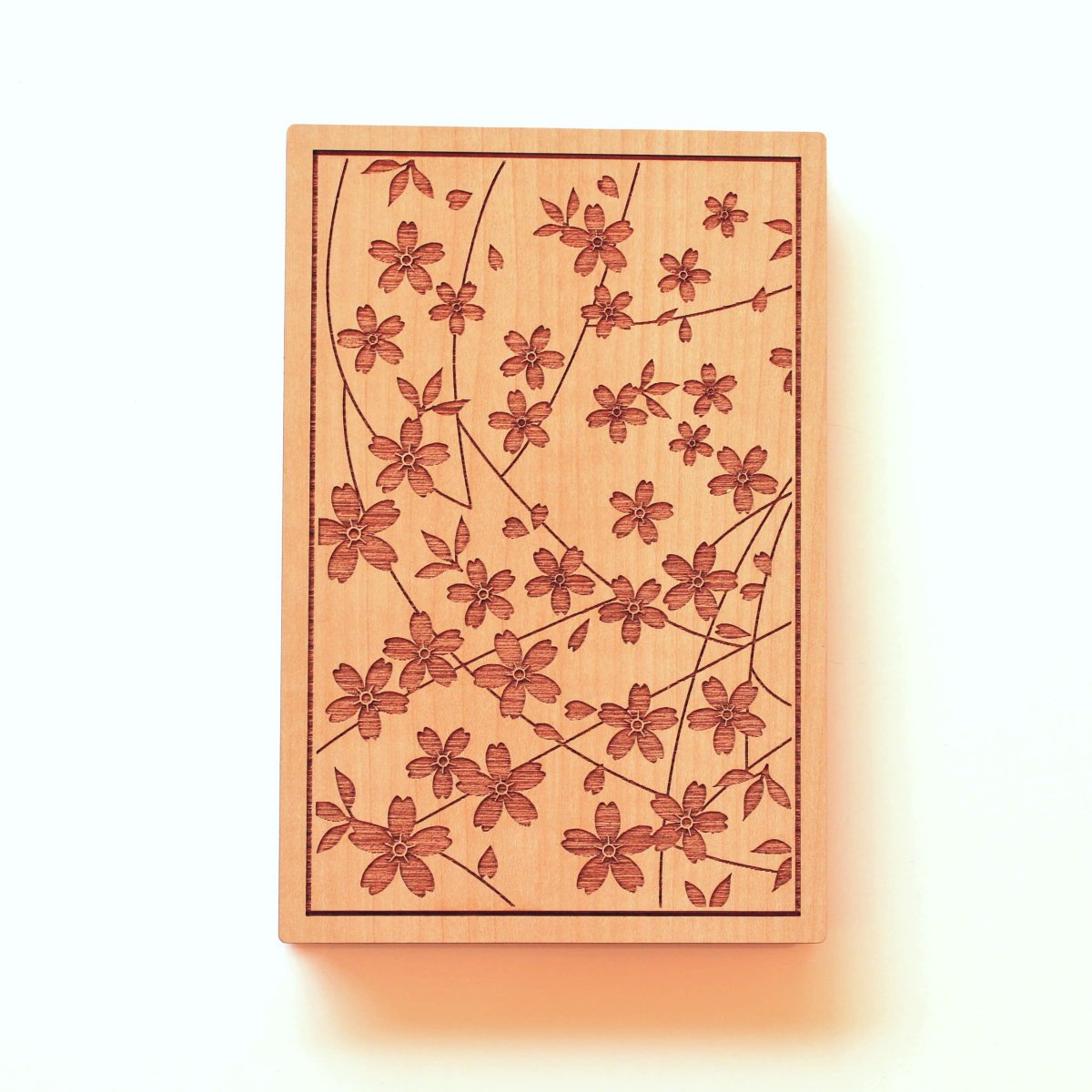 テガミヤ 新作 新作の御朱印帳 入荷しました 今年の桜の季節はあまり楽しめないまま終わってしまいましたが 来年こそは心ゆくまで楽しみましょう そんな気にさあせてくれる 桜柄が美しい 御朱印帳です T Co Pccrrqsu1j 神社仏閣巡り 御朱印