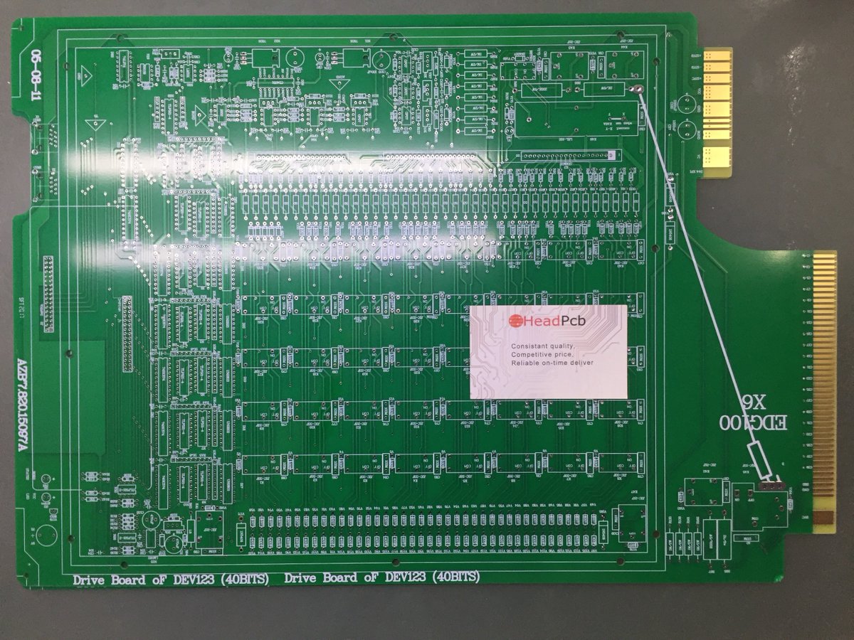 HeadpcbOfficial's tweet photo. HASL+30U" gold palting, 8 layer gold finger driver PCB board finished.

#pcb #pcbmanufacturing #circuitboard #pcbassembly #pcba #goldfinger #goldplating #flashgold #enig #hasl #printedcircuitboard #hardgold #headpcb https://t.co/ub9sL6vukC