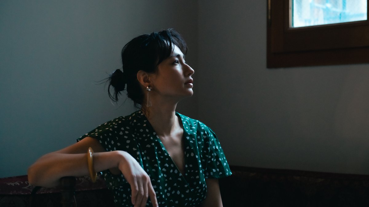 Beams 佐田真由美 太陽に焦がれるサマードレス 大人beams発信 52人の わたしが愛してやまない服とモノ T Co Utxauouupe Demiluxebeams デミルクスビームス Effebeams エッフェビームス Beams ビームス 佐田真由美 T Co