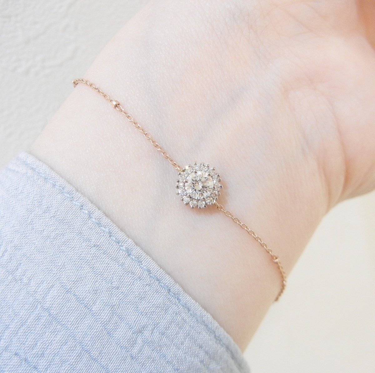 lapage_bridal's tweet photo. .
𝑅𝑜𝑡𝑜𝑛𝑑𝑒 𝑑𝑒 𝑀𝑎𝑟𝑠
.
.
K18WG/チェーン K18PG 
センターダイア0.3ct
229,000円 (税別)
.
.
#LAPAGE #ラパージュ
#婚約指輪 #結婚指輪
#ブライダルジュエリー #ブレス https://t.co/zLAclRMC50