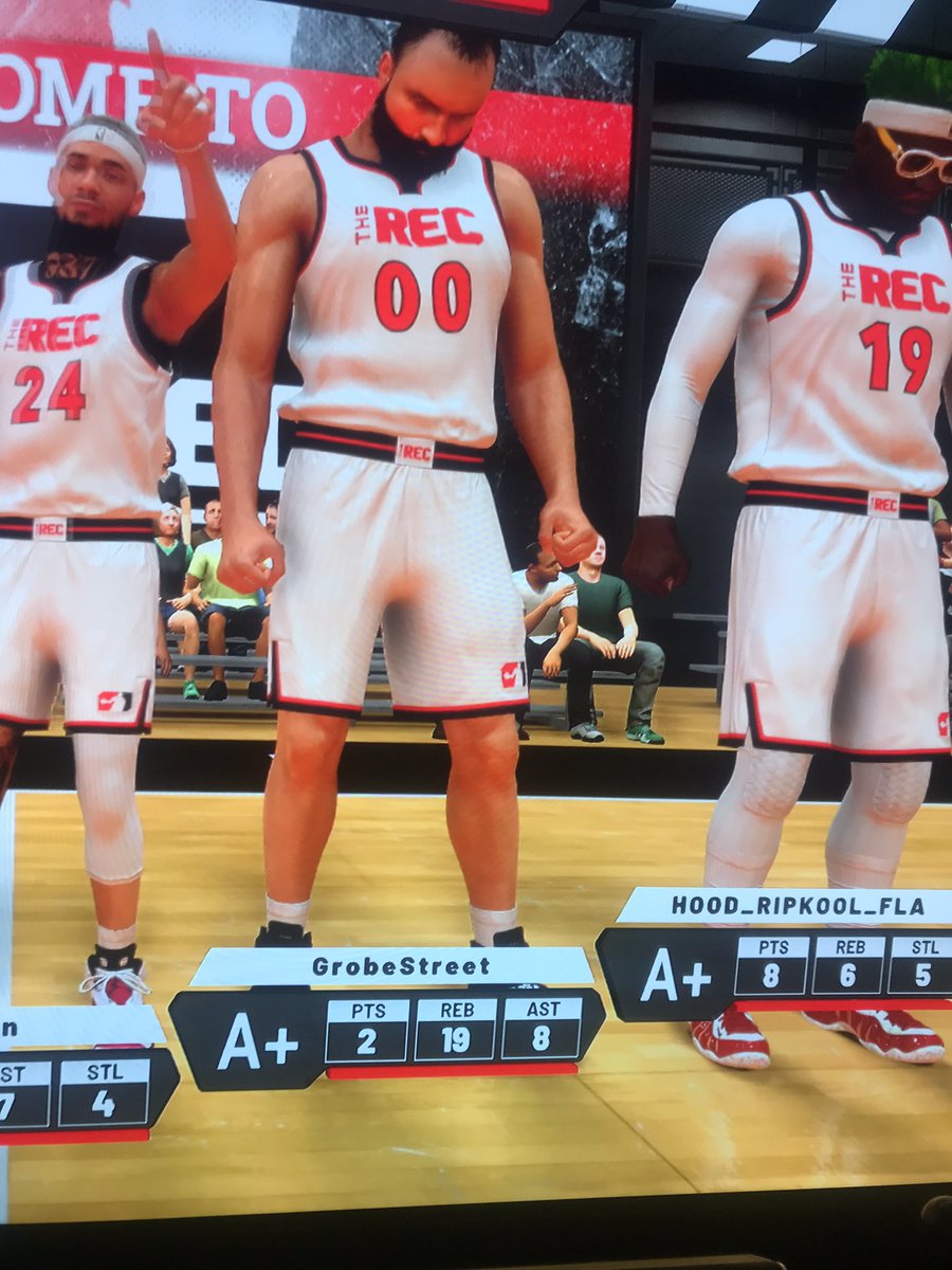 Anyone not bitchy and not a kid need a C for tonight? I’m a C that protects the paint, doesn’t post up or play 5 out.I pass, board and play D.Think of Dennis Rodman but 7’3 Team of shooters are preferable #ps4 #2kfreeagent #2kCommunity @2KCrewFinder <a href="/2KFreeAgency/">🚨📊 FADEZ THE TRADER 💈🚨</a> #2k20 <a href="/Pure2kTv/">Pure Kam</a>