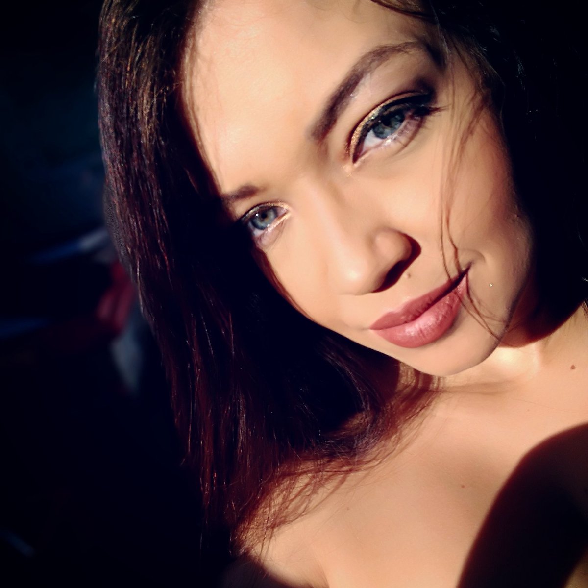 aYngridLima's tweet photo. #NewProfilePic https://t.co/AKWEdO0FhI