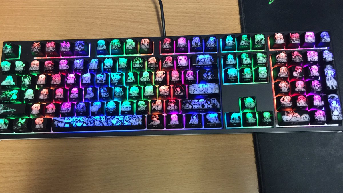 xXxEmoRinxXx's tweet photo. Who knew a mechanical keyboard can be so pretty 😍
( F for my Microsoft keyboard ) https://t.co/eqZeOWw1hA