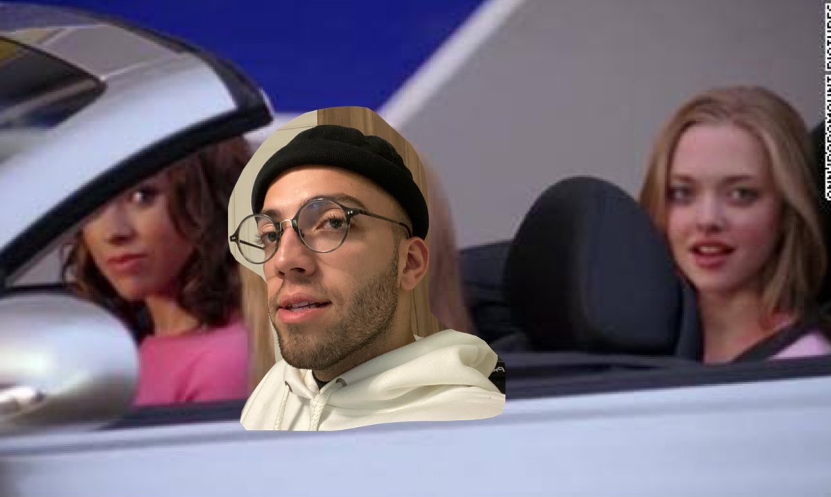 LucasRanngel's tweet photo. entre no carro q nós vamos salvar a mel https://t.co/vx89WjS7cg