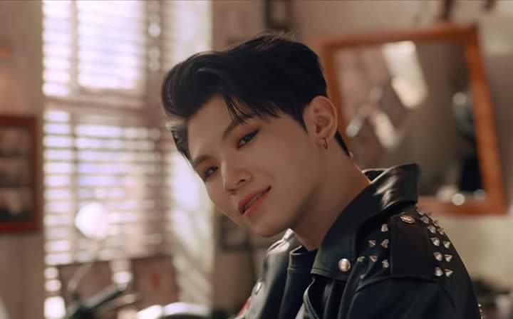 jihoon& #39;s soft stans don& #39;t open this thread.