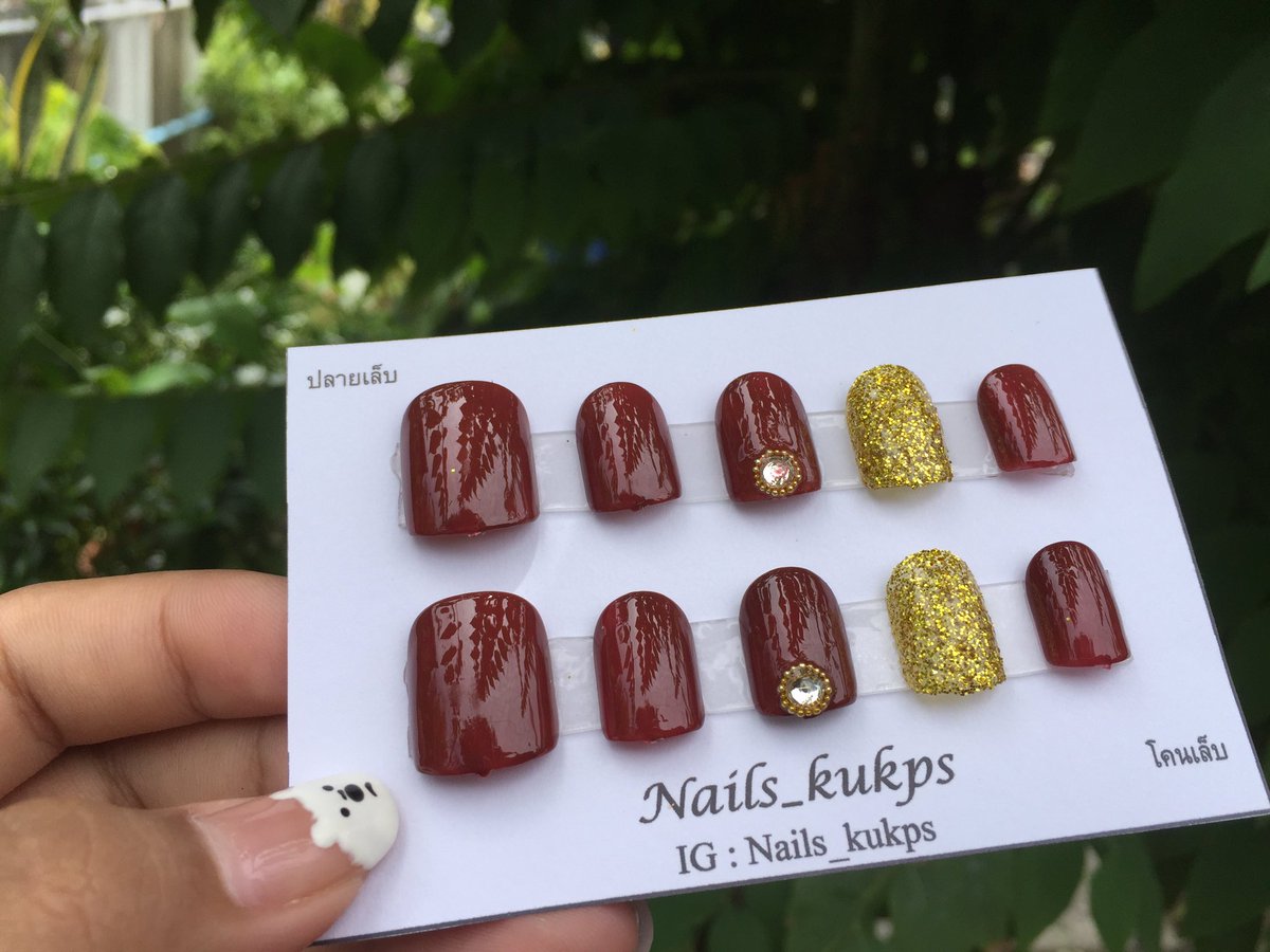 nails_kukps's tweet photo. น้ำตาลอมแดง ดูดีสุดๆไปเลย #เล็บเจล #เล็บปลอมงานแฮนด์เมด https://t.co/L2KlL52C37