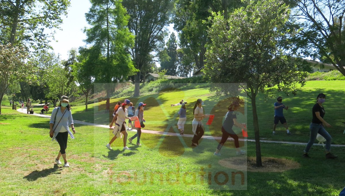 FoundationToc's tweet photo. Our teenage volunteers distributed the masks to the seniors while they were outdoors on their lawn listening to music.
#TOCF #TOCFoundation
#ChineseAmerican
#GuardingTheAngels
#PPEShortages
#Covid19
#StrongerTogether
#StayHomeSaveLives
#inthistogether https://t.co/334HVAOZIx