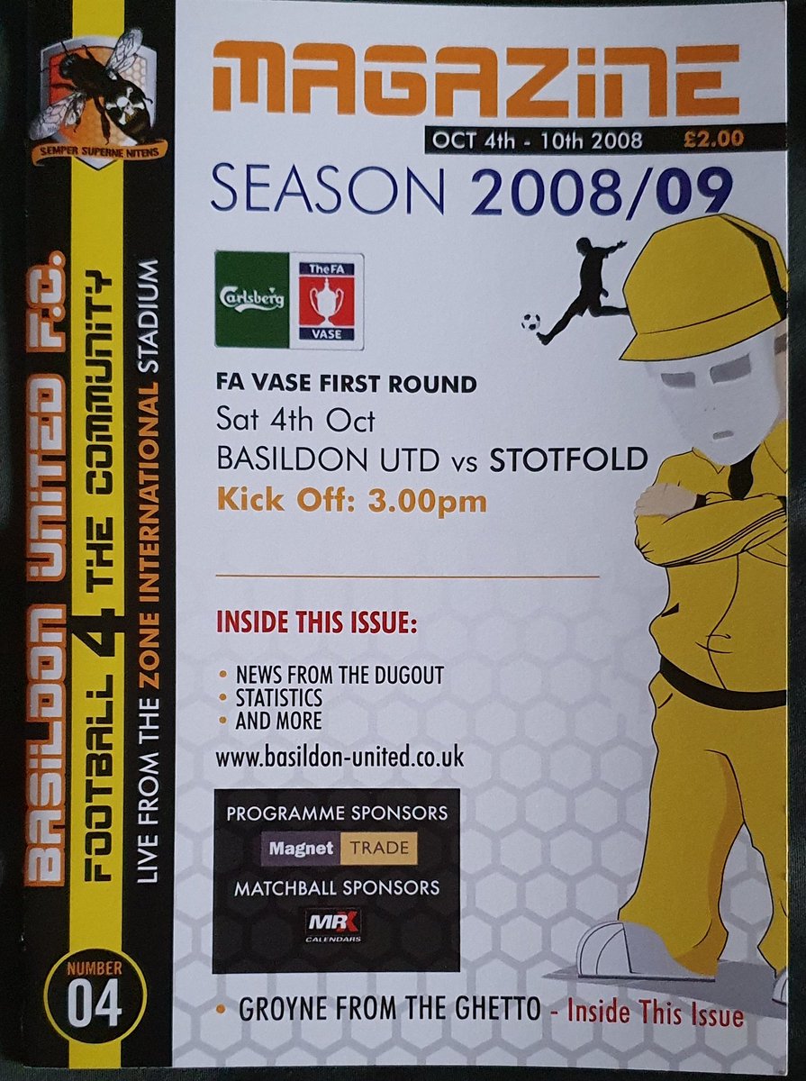 robtheobserver1's tweet photo. @NonLeagueFooty @NonLgeProgs @NonLeagueCrowd @BristolCity @BlackpoolFC @BurnleyOfficial @Rovers #BProgs - Basildon United's @BasUtdFC bee themed FA Vase programme from 2008 together with a selection of their recent Essex Senior League and Isthmian League editions. https://t.co/uTeT2Y7Vfo