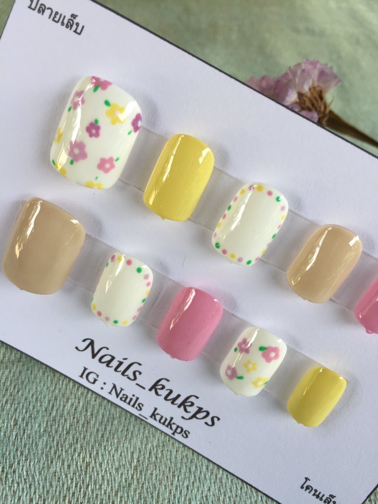 nails_kukps's tweet photo. พาสเทลแบบนี้ทนไหวหรอ #เล็บเจล  #เล็บปลอมงานแฮนด์เมด https://t.co/zmrlXe4ATw