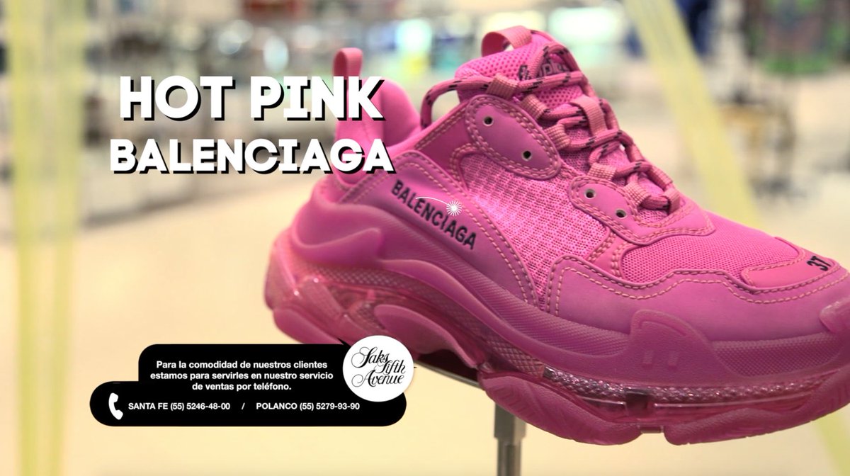 CDLC_oficial's tweet photo. ¡Los sneakers nunca pasan de moda! Desde @saksmexico , @malillanymarin nos presenta los modelos que reinarán esta temporada en #CuidateDeLaCamara con @EdySmol https://t.co/ZBVLcO24Qg