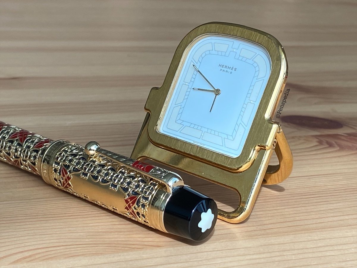 penspedia's tweet photo. 🖋Montblanc Semiramis POA LE FP
🕰Hermès Table Alarm Clock from the 90’s
.
. 📸&©: @penspedia
.
#tableclocks #tableclockswiss #hermesclock #officeclock #pensandwatches #watchessentials #pens #hermés #penspedia .
© - @penspedia + @penpedia - © https://t.co/49C0U3V1tb