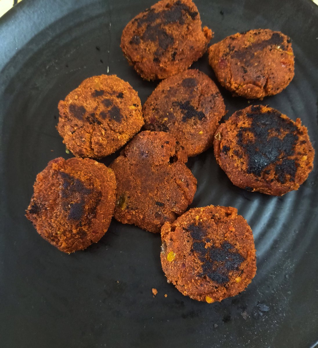 indranwillteach's tweet photo. My choice of #breakfasts chicken quesadillas, besan #pancakes, #tikkis made of #leftover vegetables, cheese uttapam #mybreakfaststory #healthyfood #foodbloggers #breakfast #foodie
@VikhroliCucina @thefbai https://t.co/qph5yrtBqj