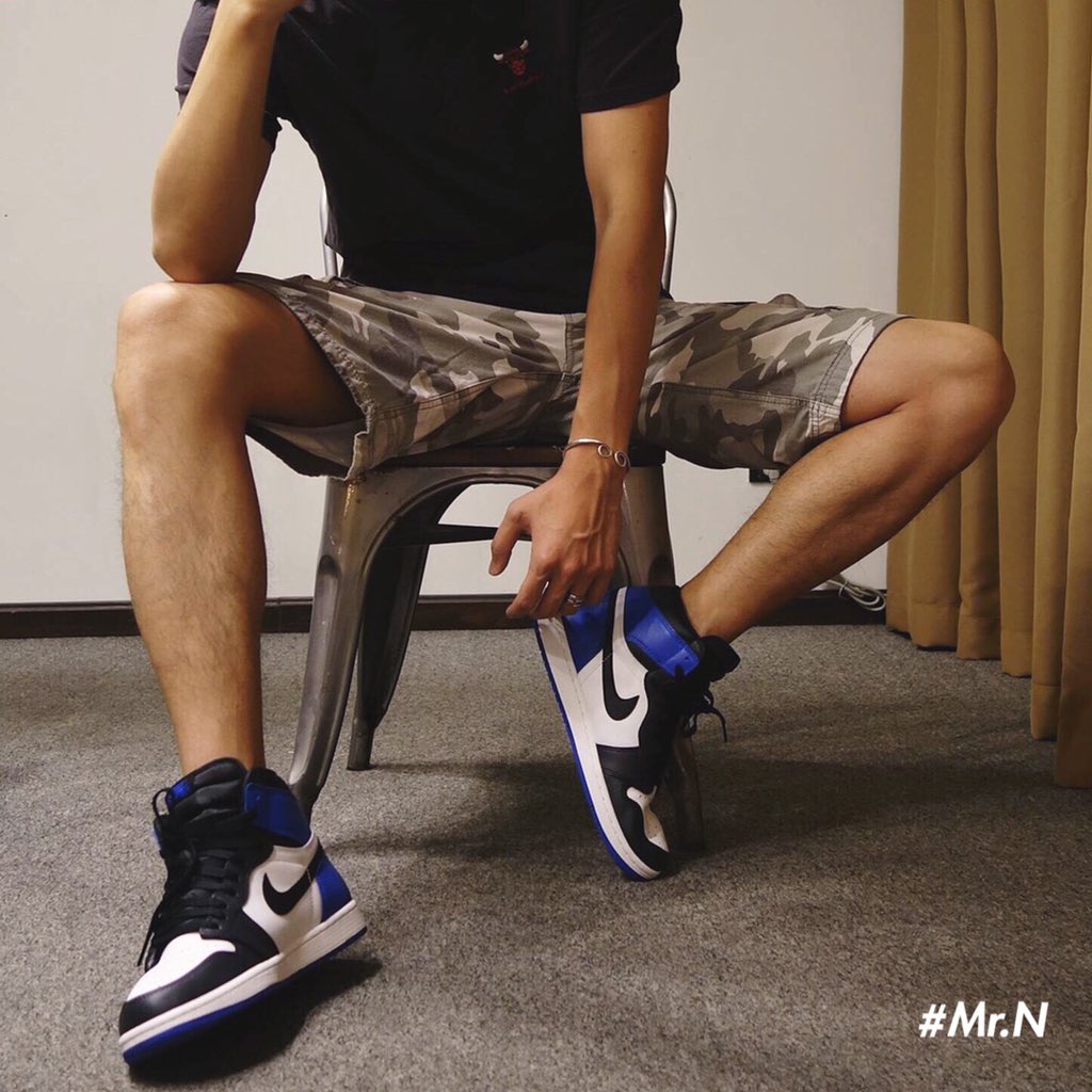 deeazet's tweet photo. 出闲置N双鞋子，有意私聊好了😎 https://t.co/4soaK3zWiw