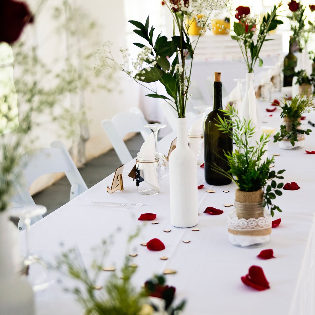 Sitting shoulder to shoulder with friends and family may seem like a long way off at the moment, but the time will come and when it does, it’ll be bigger and better than you ever dreamed it 💕
#lockdownweddingplanning #friendsandfamily